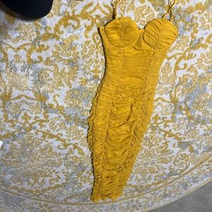 Yellow midi dress XS
